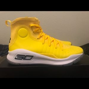 Brand New Authentic Under Armour Steph Curry 4